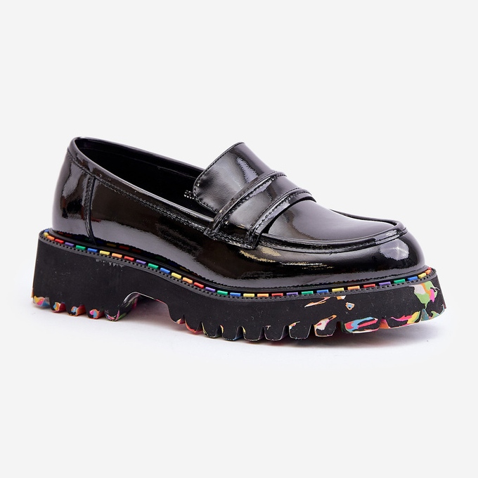 Mocassins femininos robustos patenteados Artiker 55C0489 pretos 2
