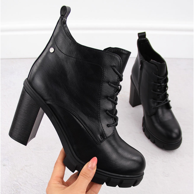 M. DASZYŃSKI Botins femininos pretos de salto alto M.Daszyński SA218-8 1