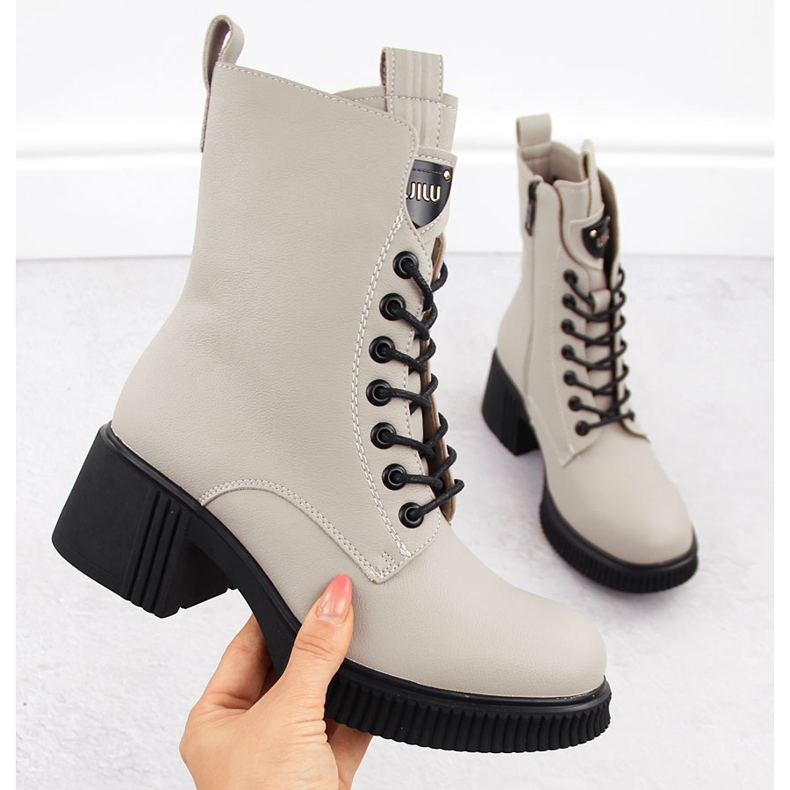 Botins femininos de couro bege Vinceza 66671 1