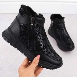 Botins femininos de couro preto com flores T.Sokolski Z24-329 1