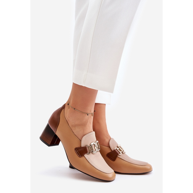 Bombas de couro de salto alto com decoração dourada Laura Messi 2861 Marrom 1