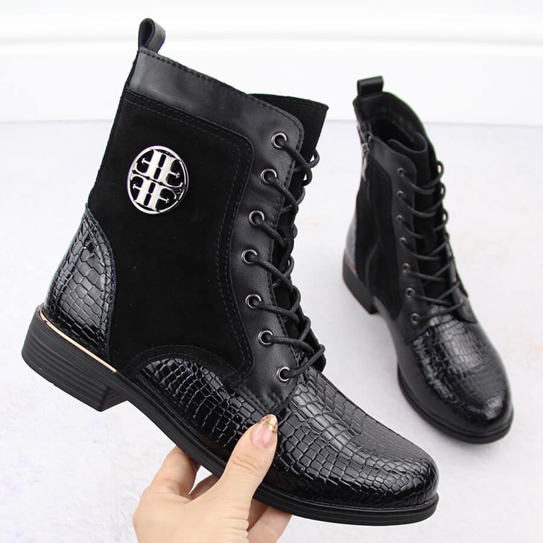 Botins femininos de couro envernizado preto Filippo DBT4917 1