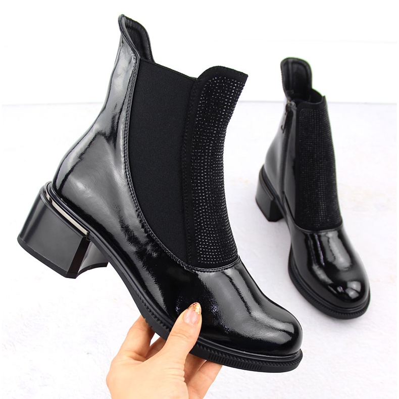 Botins femininos Vinceza pretos envernizados com zircônias cúbicas 1