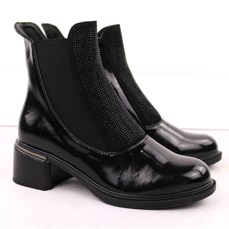 Botins femininos Vinceza pretos envernizados com zircônias cúbicas 2