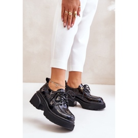 Sapatos femininos envernizados com decorações em couro natural Artiker 55C0419 preto 2