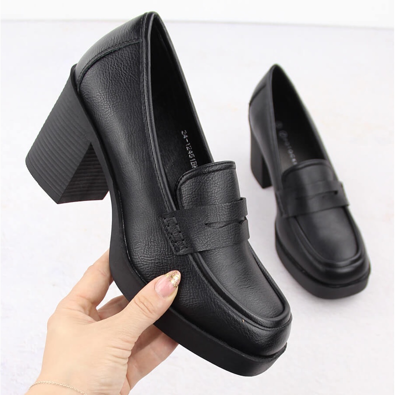 Sapatos femininos com salto alto preto Potocki 12451 1 Sapatos femininos com salto alto preto Potocki 12451 1