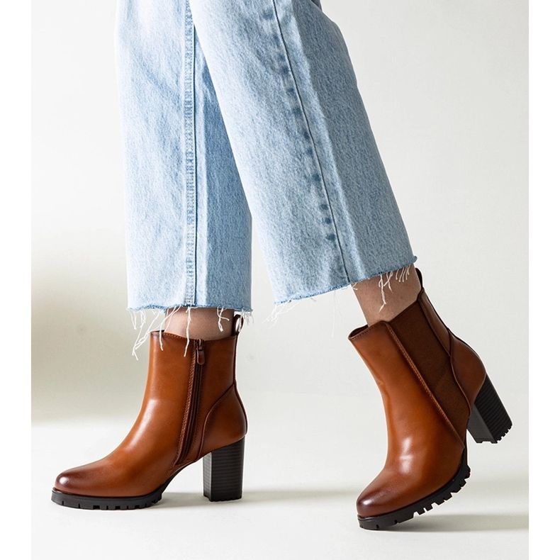 Botins marrons em couro ecológico Zinah marrom 1