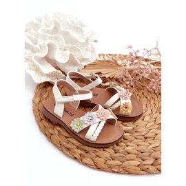 Sandálias de meninas presas com velcro com flores brancas branco 3 Sandálias de meninas presas com velcro com flores brancas branco 3