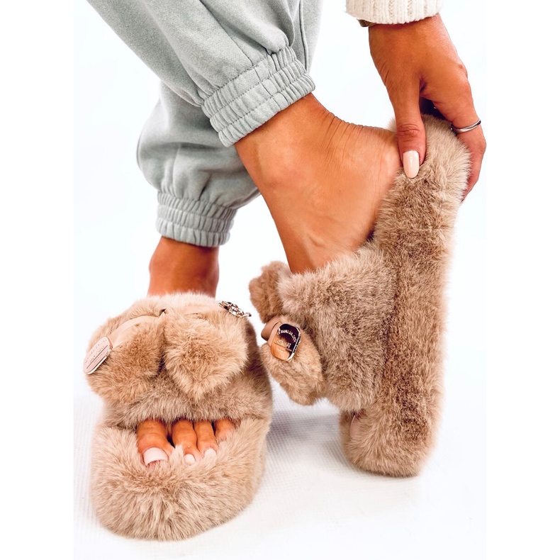 Chinelos de pele com laço e ursinho Burano Khaki bege 1 Chinelos de pele com laço e ursinho Burano Khaki bege 1