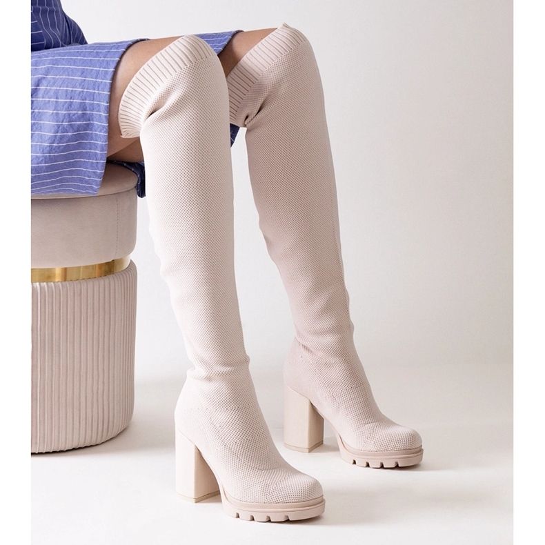 Botas longas bege de salto alto Lija 1