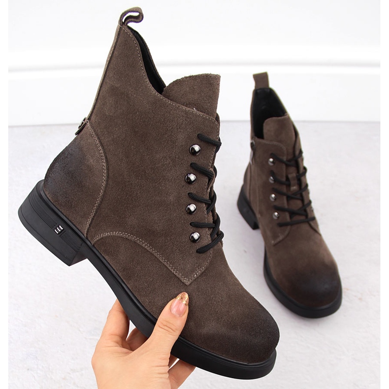 Botas femininas cáqui de couro D&amp;A S.Barski Premium Collection CR42-158 castanho 1