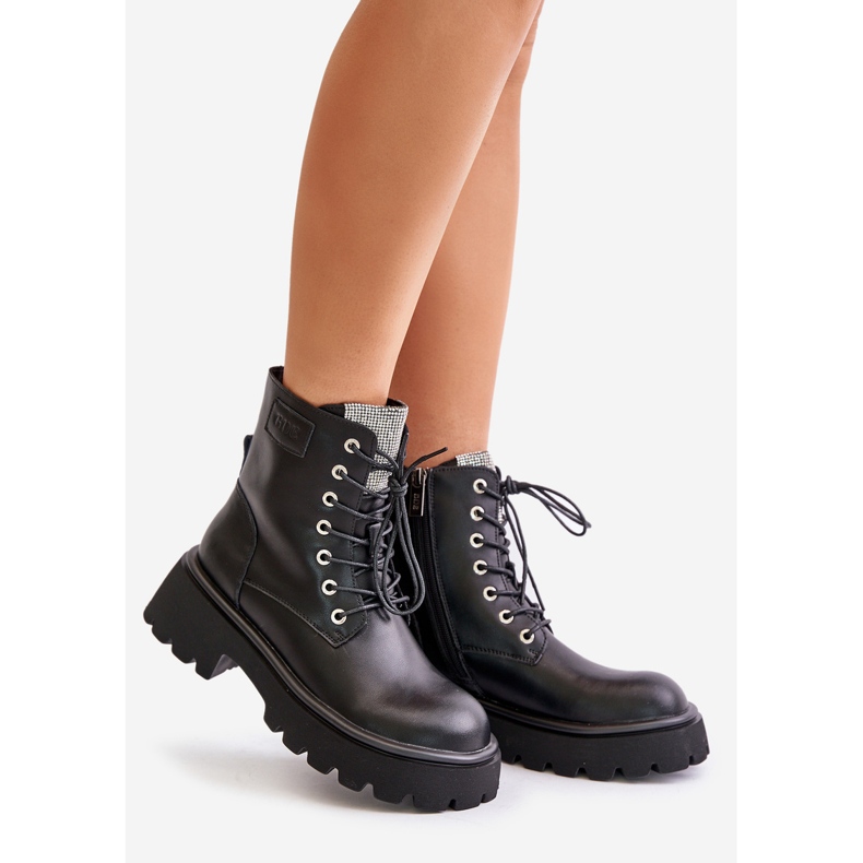 Botas femininas de couro isoladas com zircônias cúbicas GOE OO2N4125 pretas preto 1