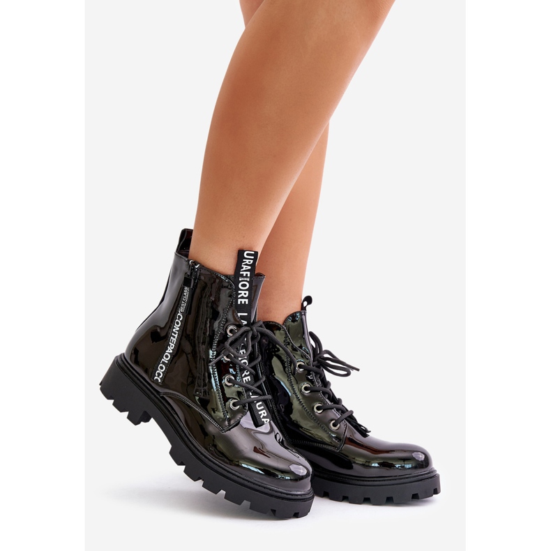 Botas femininas envernizadas, isoladas, com inscrições, pretas, Zinfrey preto 1