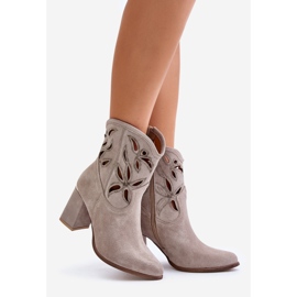 Lewski Shoes Botins de camurça perfurados Lewski 3629 Cappucino bege 1