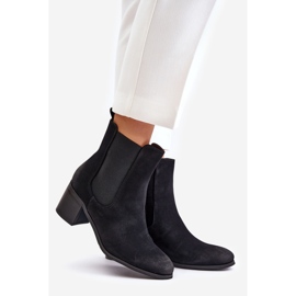 Botas femininas isoladas com salto alto preto Radeya preto 1