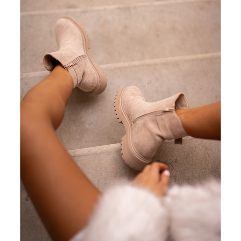 Botas Chelsea isoladas com zíper e fivela, Bege Kikiella 1