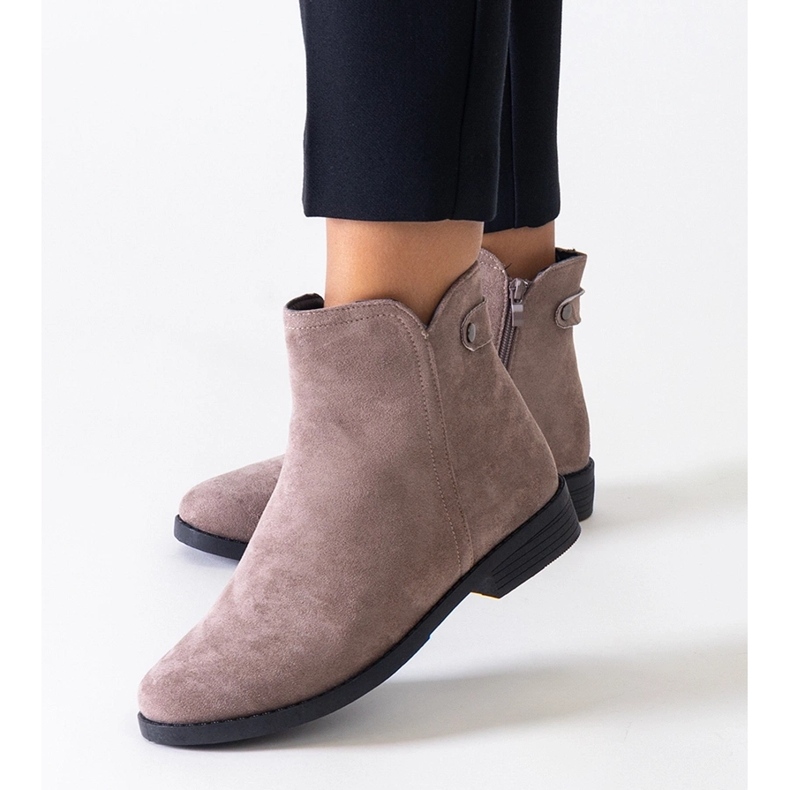 Botins clássicos castanhos em camurça ecológica Pereia 1