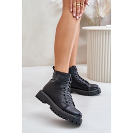 Botins femininos com zíper e coração decorativo, preto Obeena 2 Botins femininos com zíper e coração decorativo, preto Obeena 2