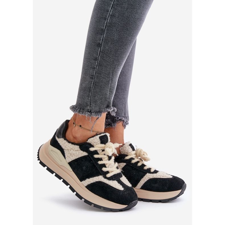 Tênis feminino de couro isolado Big Star OO274A318 HI-POLY System preto 1