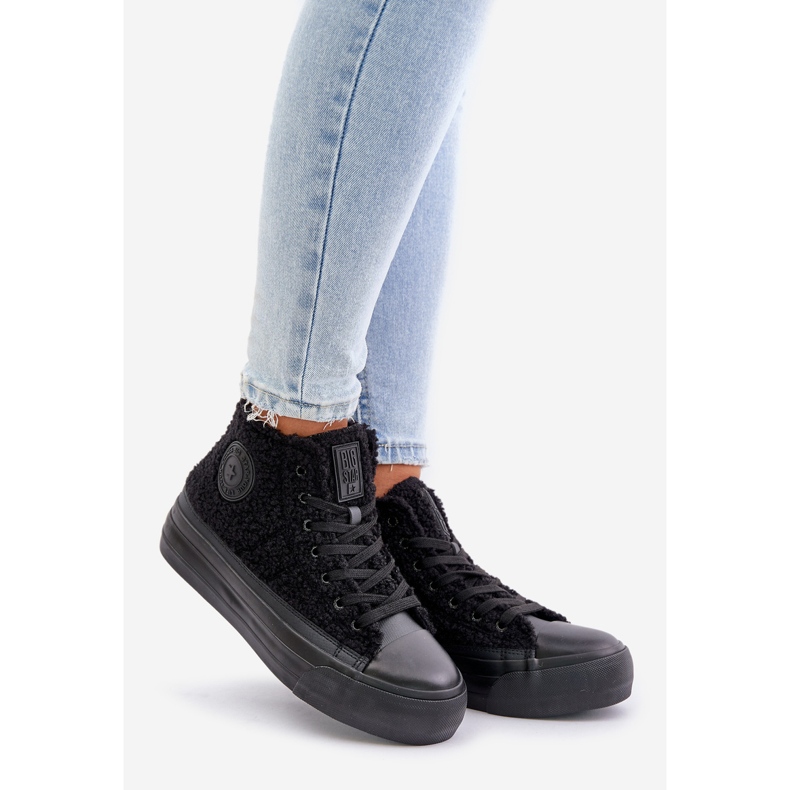 Tênis feminino isolado com pele de carneiro Big Star OO274A443 preto 1