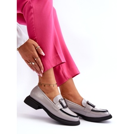 Mocassins femininos de couro envernizado Vinceza, cinza 7