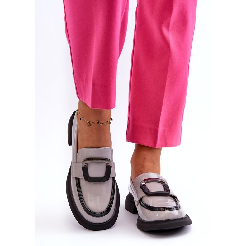 Mocassins femininos de couro envernizado Vinceza, cinza 6