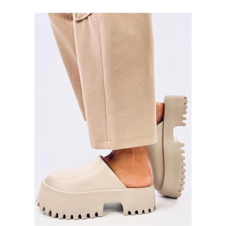 Tamancos de espuma Ernest Khaki - Inello verde 2 Tamancos de espuma Ernest Khaki - Inello verde 2