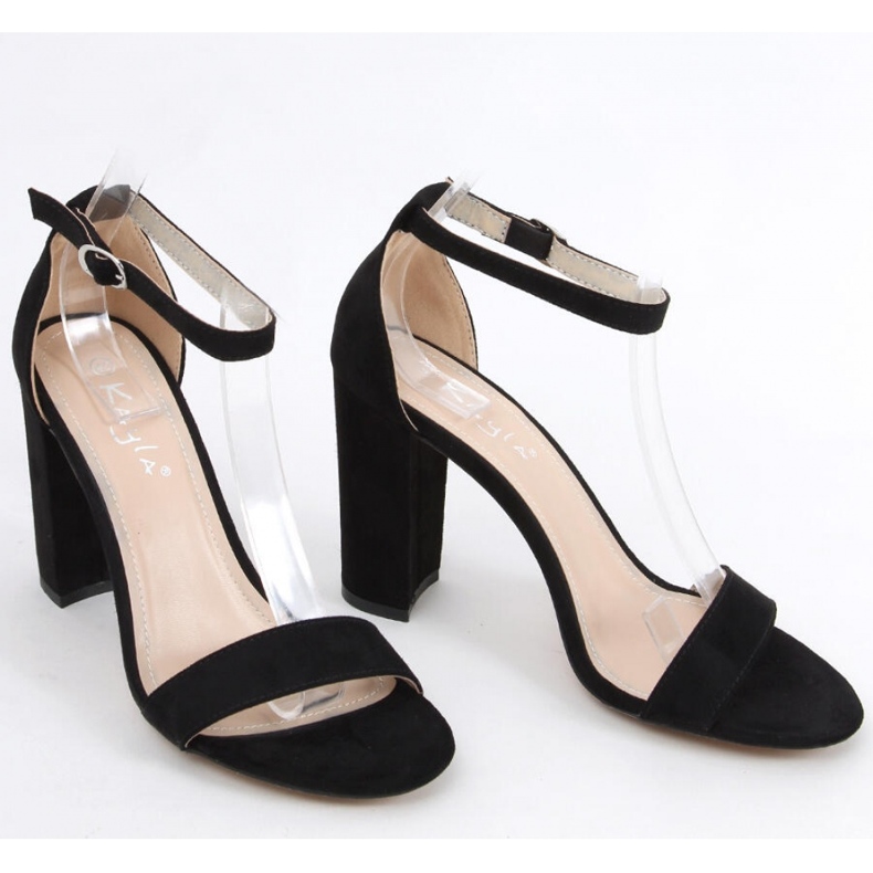 Sandálias pretas de salto alto preto 1