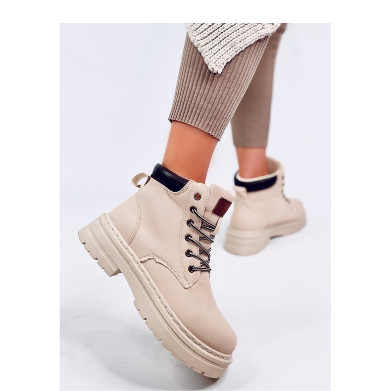 Botas femininas de madeira bege 1