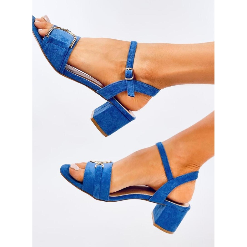 Sandálias azuis de salto baixo azul 1