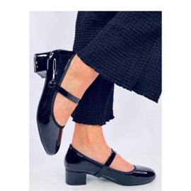 Sapatilhas pretas de salto alto envernizadas preto 1