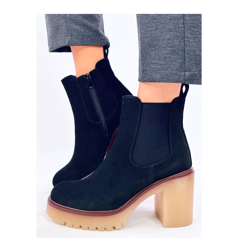 Botas com salto largo e protetor Mattis Preto - Inello 1