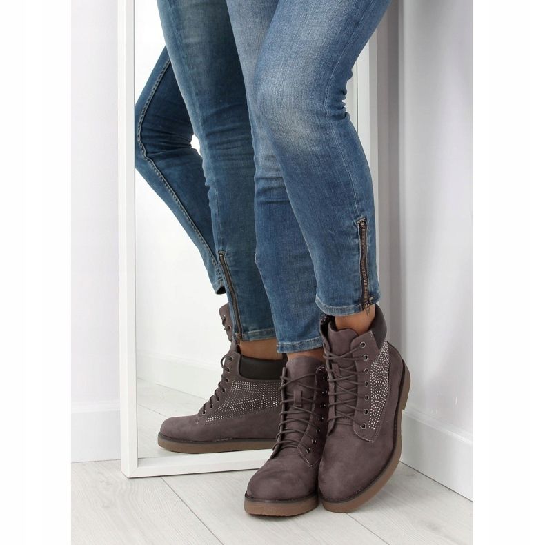 Caçadores cinza feminino HQ896 Gray 1