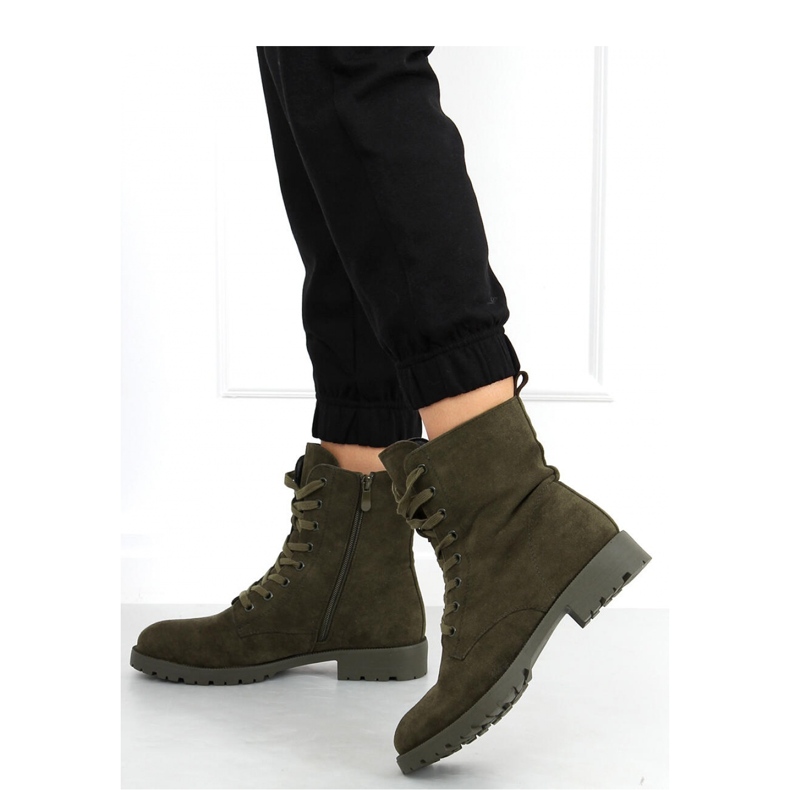 Trabalhadores com atacadores Bente Green - Inello verde 2