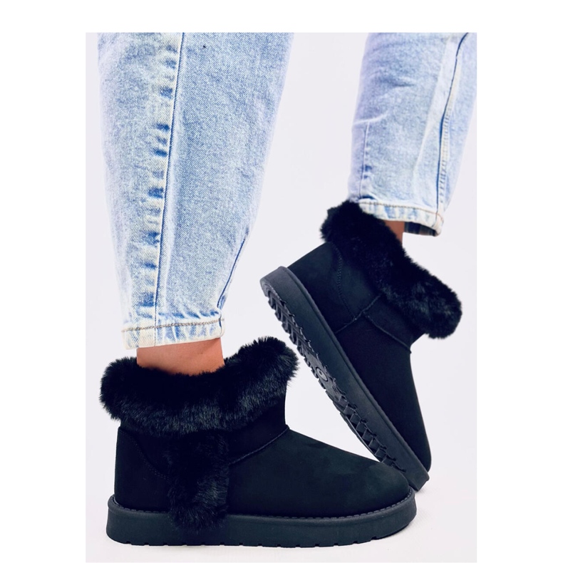 Botas curtas emas com pêlo Sissoi Preto - Inello 2 Botas curtas emas com pêlo Sissoi Preto - Inello 2