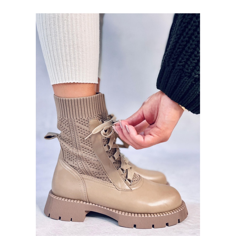 Botins com parte superior em sweater Tierr Khaki - Inello marrom 1