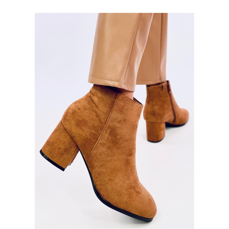 Marple Camel Ankle boot liso com salto alto - Inello marrom 2