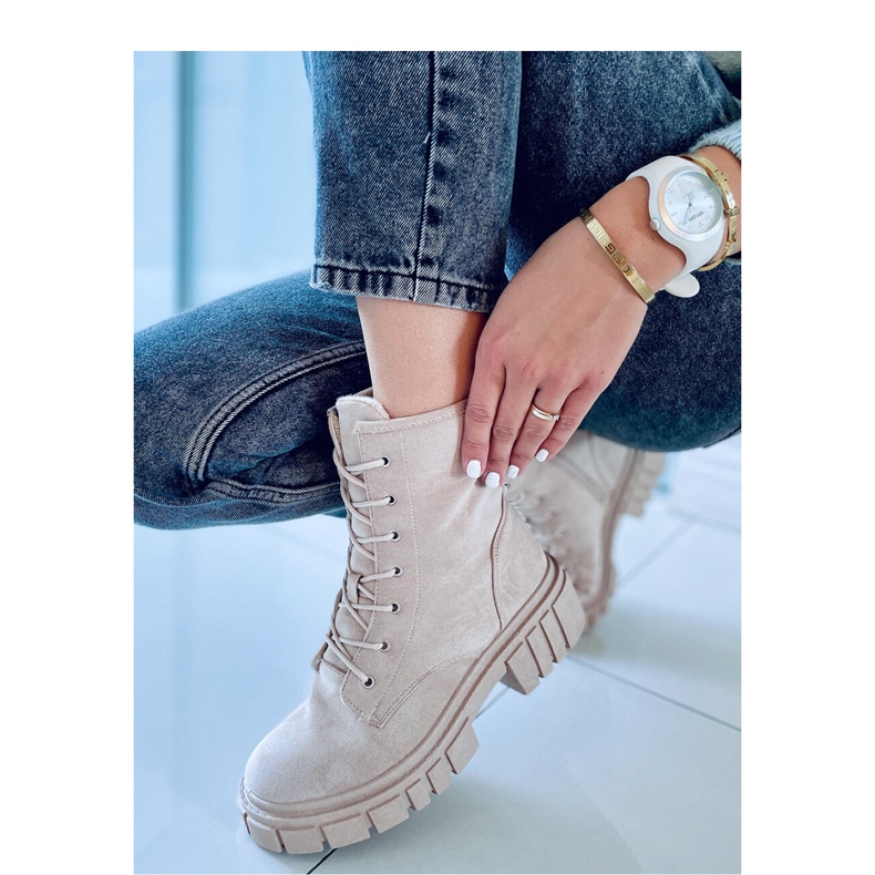 Kelis Bota com cadarço bege - Inello 2