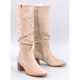 Pinsoni Botas bege com babados 1