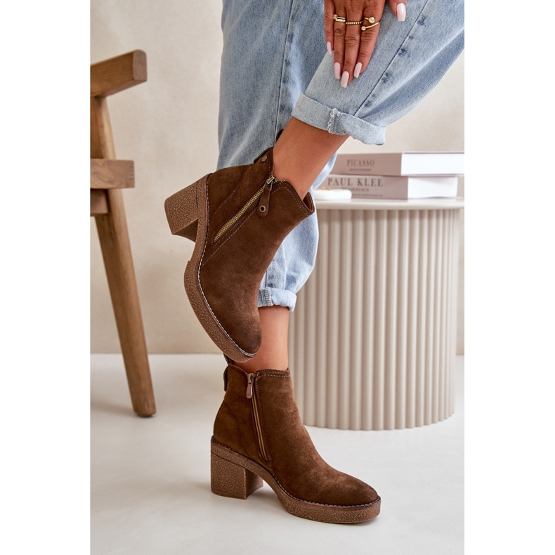 Botins de salto alto castanhos para mulher 1 Botins de salto alto castanhos para mulher 1