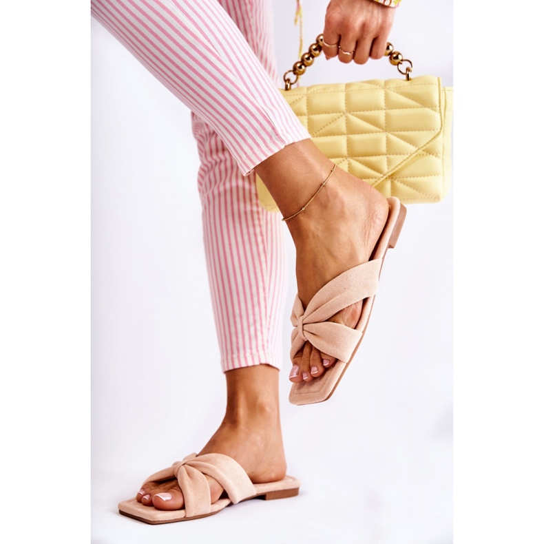 Chinelos clássicos femininos de camurça rosa 1