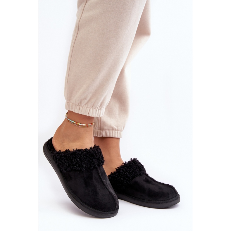 Chinelos femininos Inblu Black com pele preto 1 Chinelos femininos Inblu Black com pele preto 1