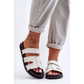 Chinelos femininos com sola plana, Branco 1 Chinelos femininos com sola plana, Branco 1