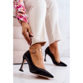 F6102 Estiletes pretos 2