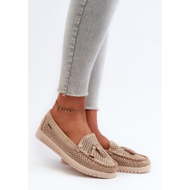 Mocassins femininos dourados com aberturas 1 Mocassins femininos dourados com aberturas 1