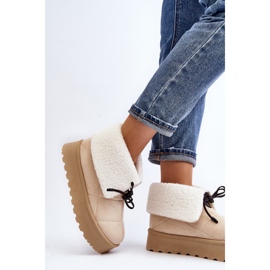 Botas de neve com plataforma e pele de carneiro bege 2
