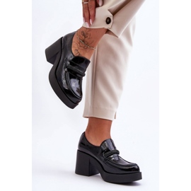 Sapatos de salto alto com decoração preta preto 2 Sapatos de salto alto com decoração preta preto 2