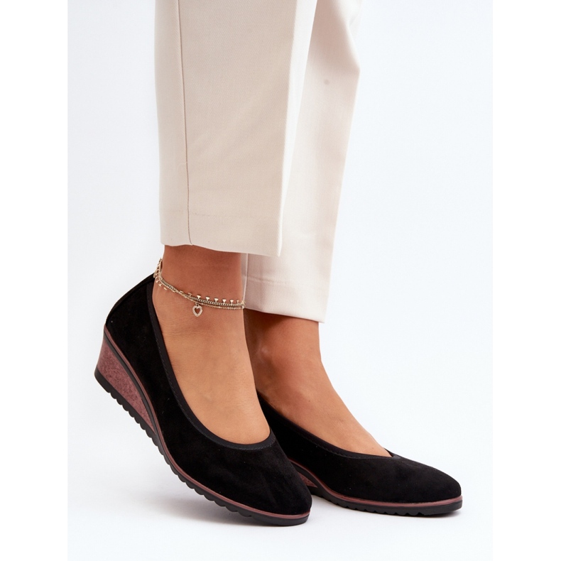 Sapatos de cunha pretos femininos 1