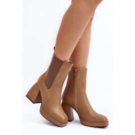Step in style Botas Modelo Stelares 5892 Marrom - Entre com estilo 1
