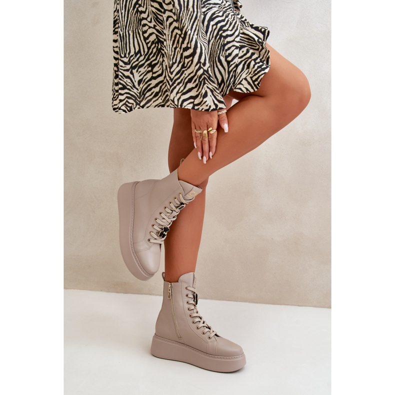 Step in style Modelo Operário CheBello 4294 Bege - Entre com estilo 1